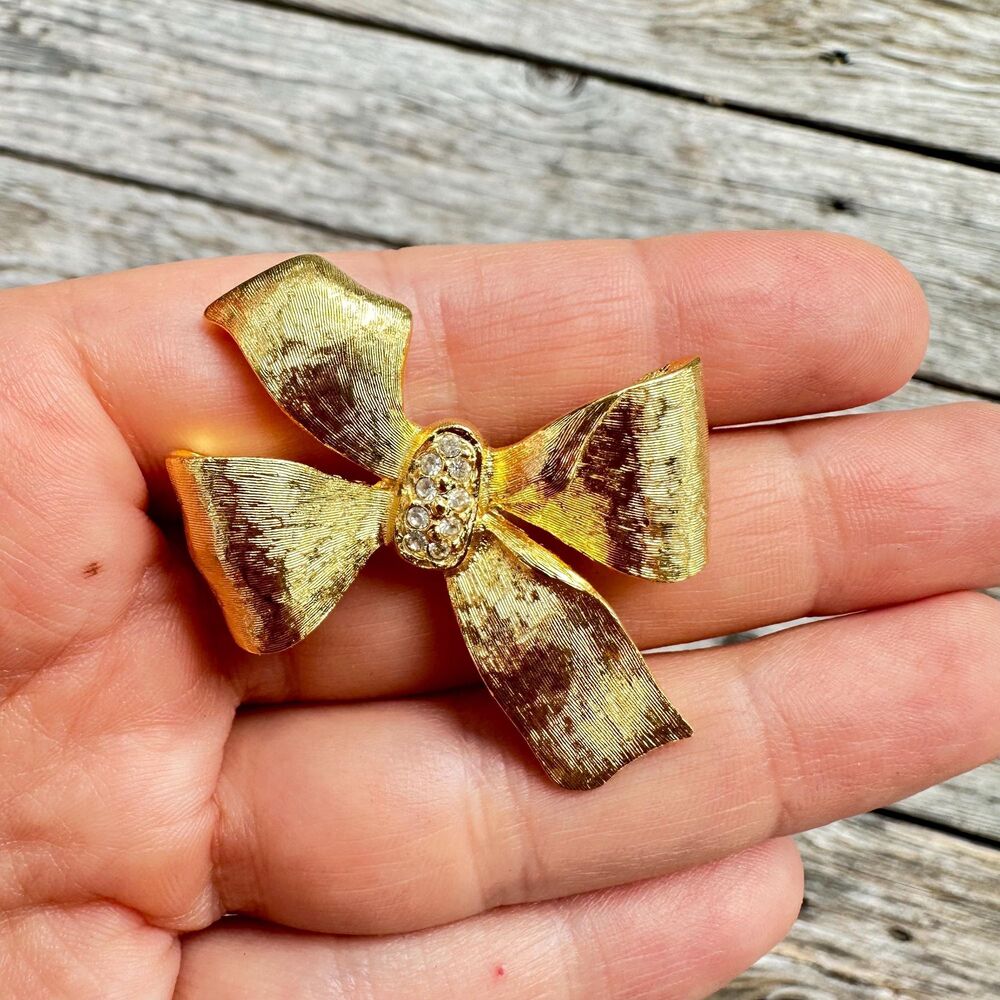 Vintage Gold Tone Ribbon Brooch Bow Pin